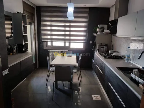 Cuisine équipée