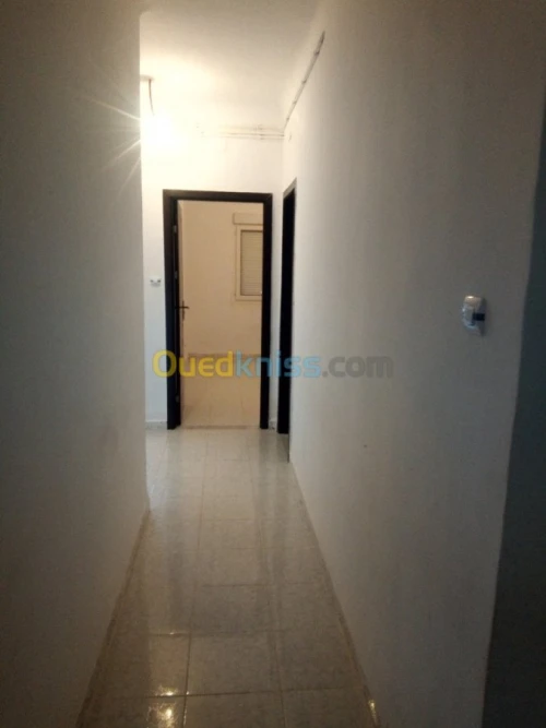 Location vacances Appartement F2 Tipaza Messelmoun