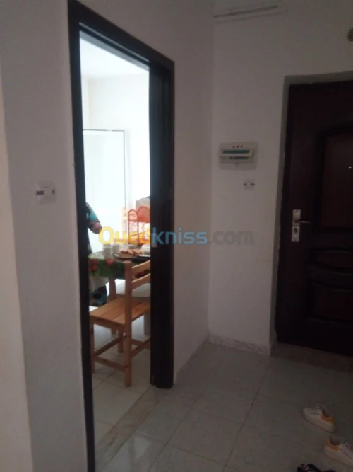 Location vacances Appartement F2 Tipaza Messelmoun