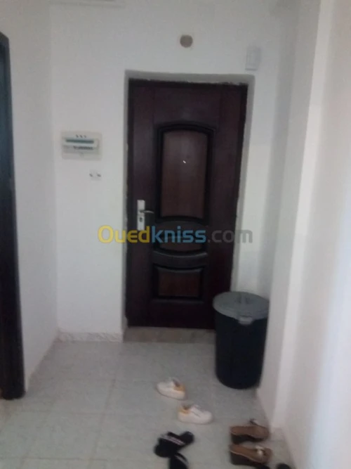 Location vacances Appartement F2 Tipaza Messelmoun