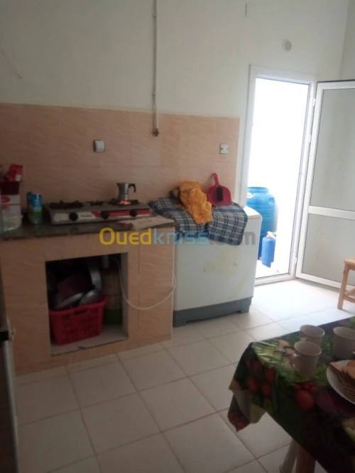 Location vacances Appartement F2 Tipaza Messelmoun