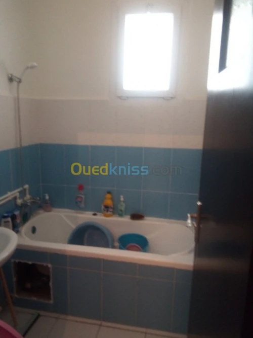 Location vacances Appartement F2 Tipaza Messelmoun