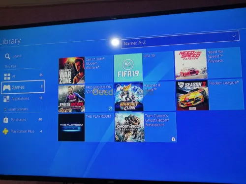 PlayStation slim 1 tera avec 2 mannete