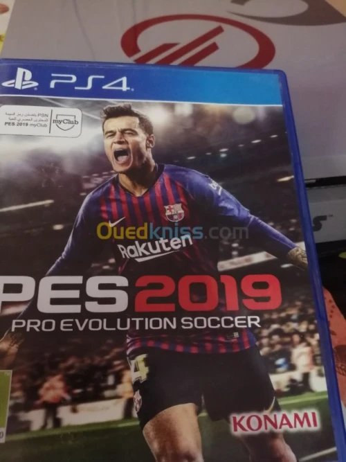 Ps4 slim 1 tera avec 2 mannete