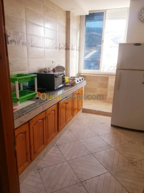 Location Appartement F2 Oran Ain el turck