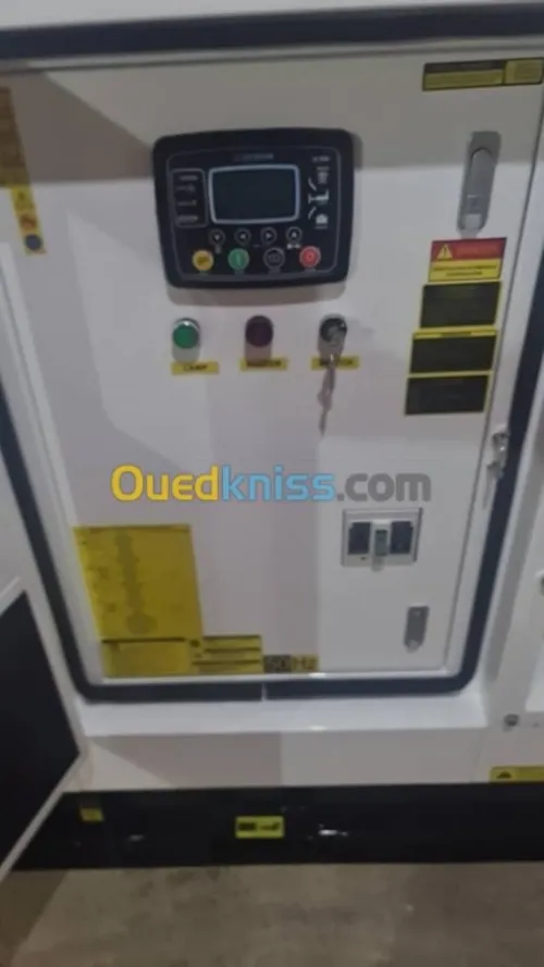 Groupes électrogènes de 30 à 400 Kva.
