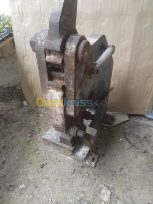 Cintreuses manuelles 