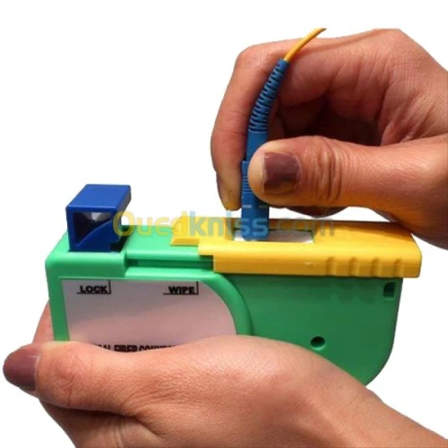 PRODUITS DE NETTOYAGE