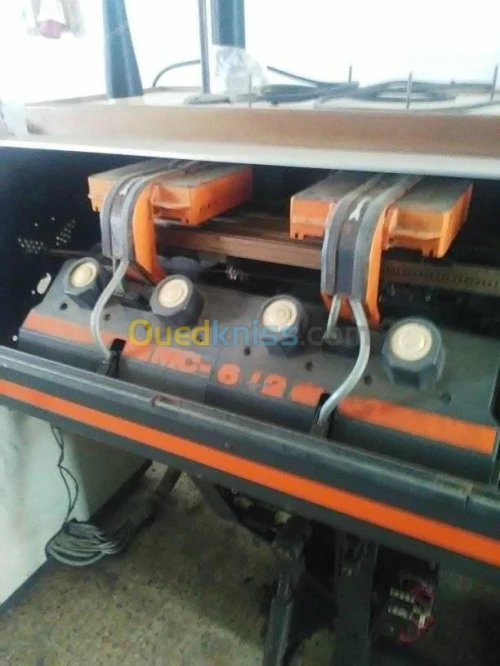 Machine Tricotage Rectiligne 