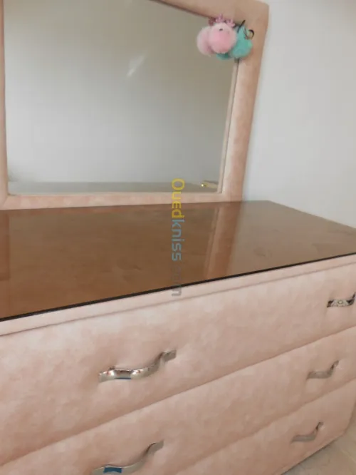 Chambre a coucher une place et demi