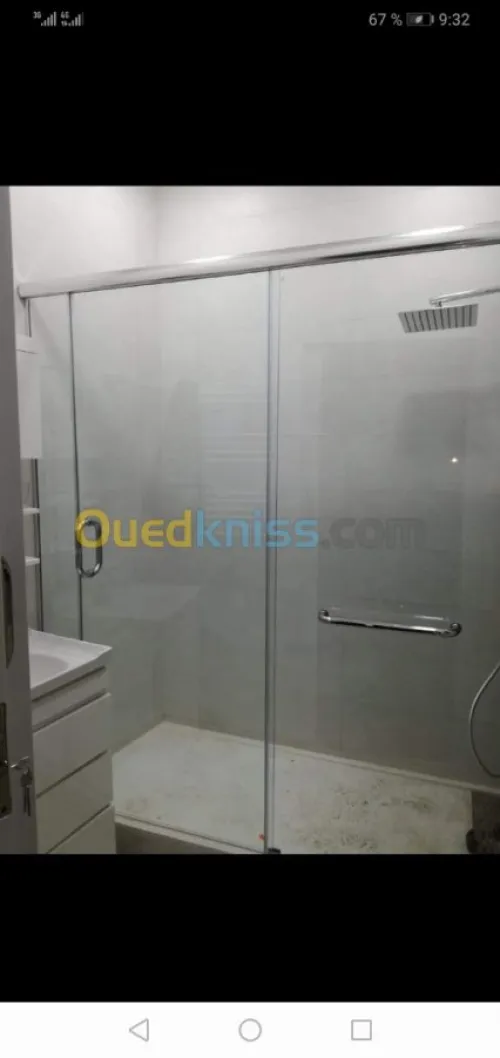 vitrine et douche italienne 