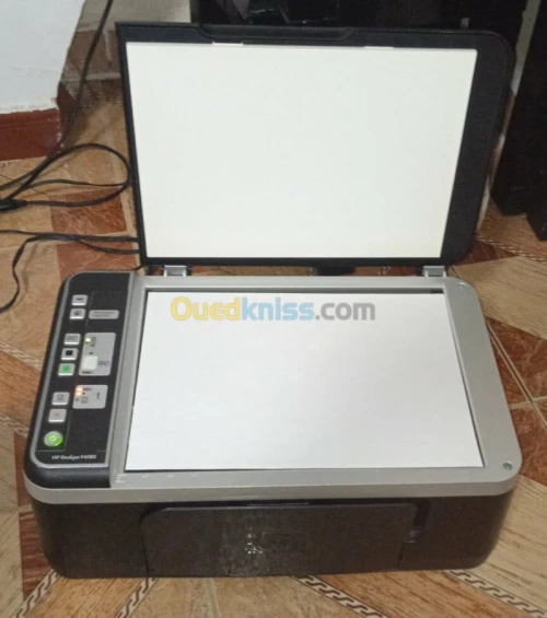 HP DeskJet F4180 – Imprimante Multifon
