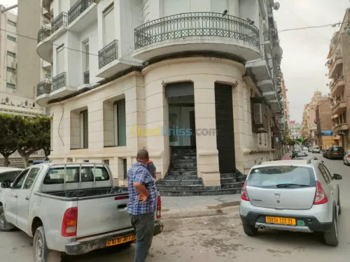 Location Local Oran Oran
