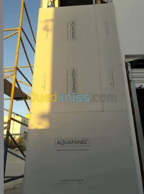 Revêtement de façades en Aquapanel / Plaques de plâtre et faux plafond démontable