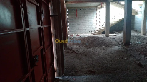 Vente Carcasse Skikda Sidi mezghiche