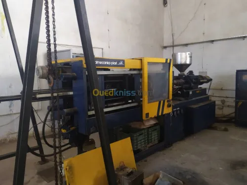 Machine Injection Plastique
