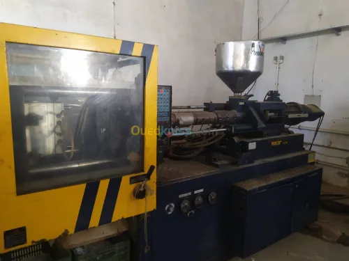 Machine Injection Plastique