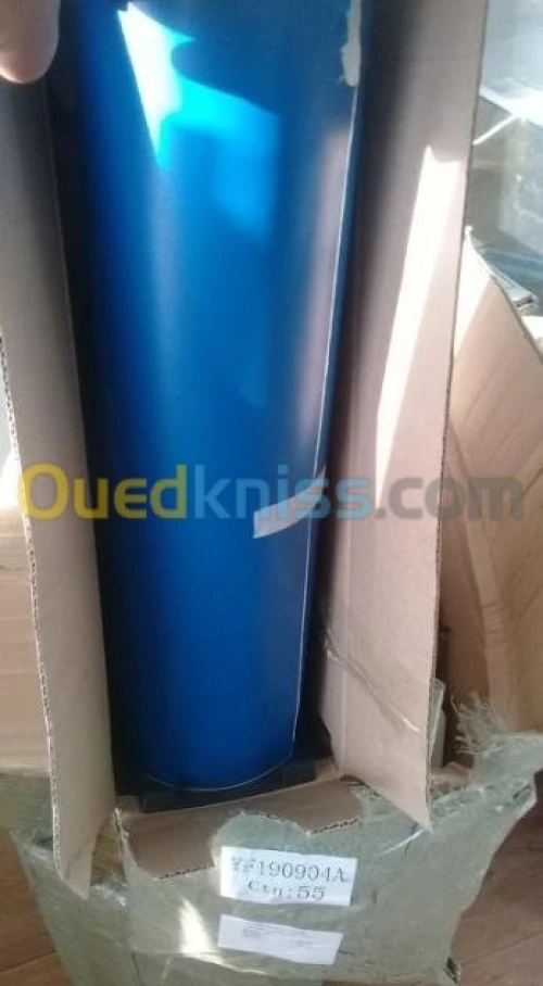 AUTOCOLLANT COULEUR