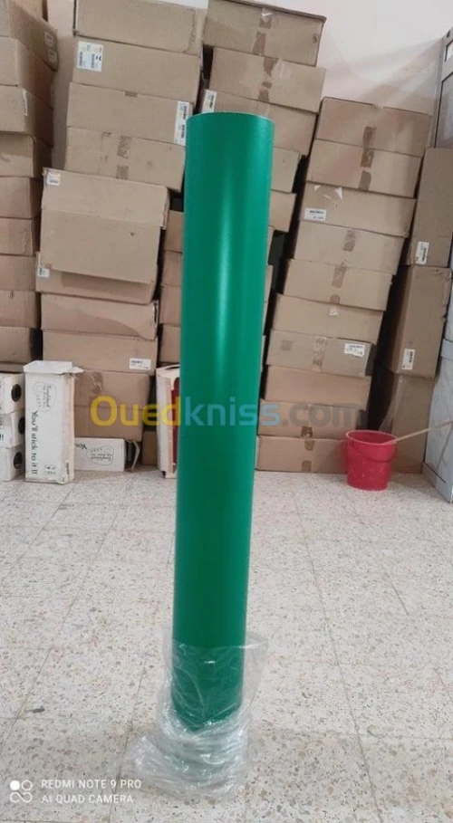 AUTOCOLLANT COULEUR