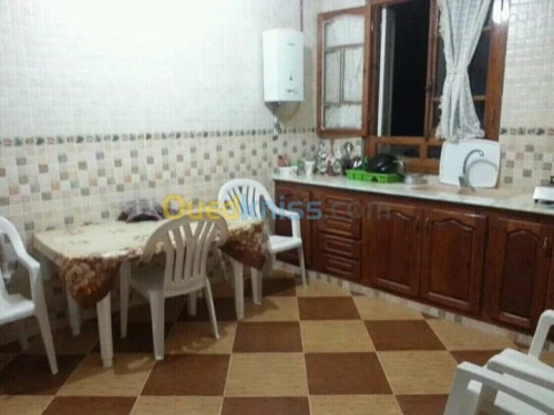 Location vacances Niveau De Villa F3 Jijel El aouana