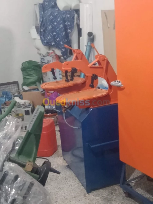 ألات صناعة الاحذية  Machine chaussure 