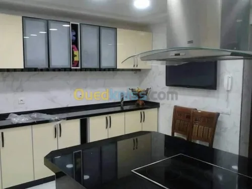 Éléments de cuisine équipée