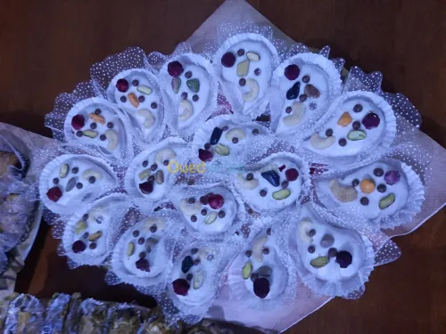 GATEAUX