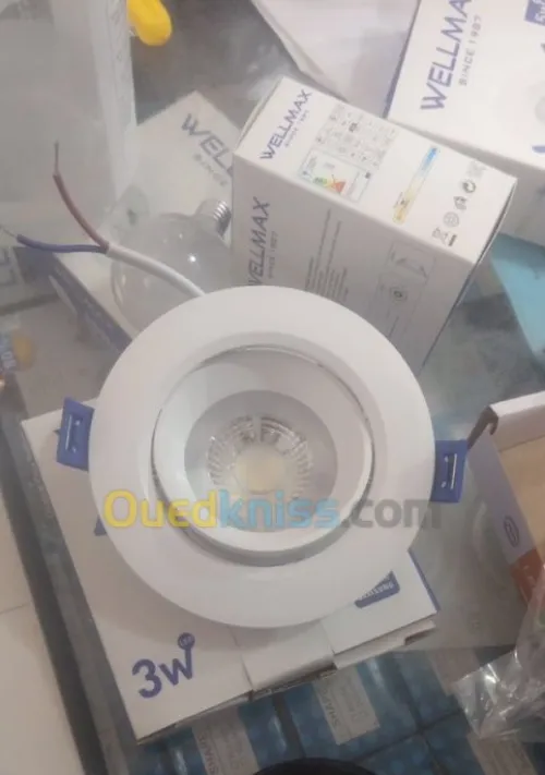 Spot et LED بلاكو بلاتر knauf