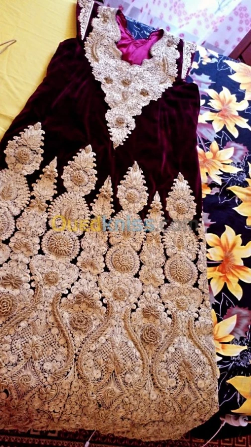 Location caftan et fergani top modèle unique 