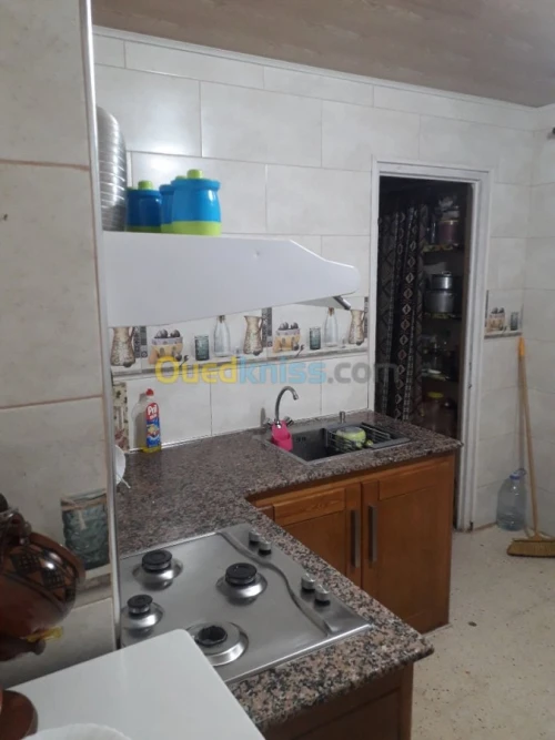   maçonrie plaque ou platre pvc deco..
