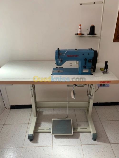 Machine a coudre gemsy