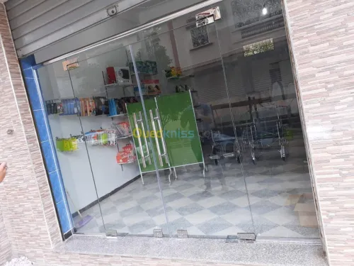 Aluminium , vitrine, douche italienne 