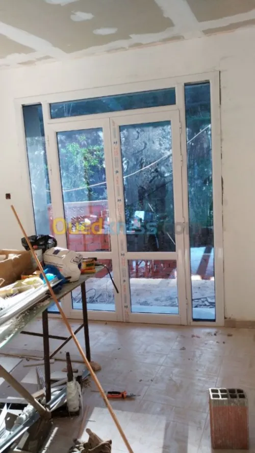 Aluminium , vitrine, douche italienne 