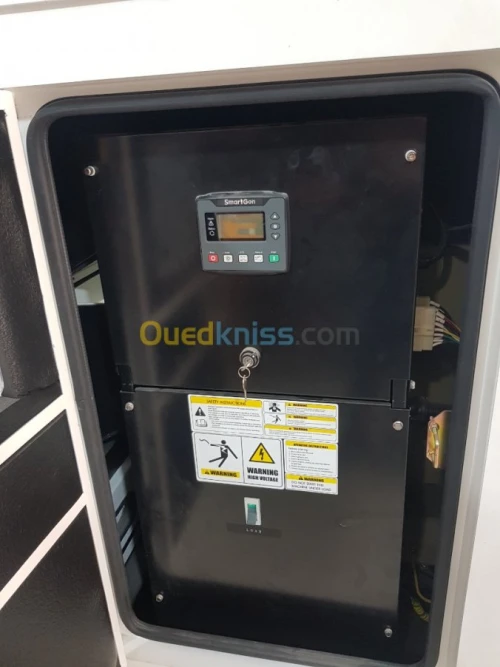 Groupe electrogene compresseur compacteur coudeuse Cisaille monte charge gerbeur 