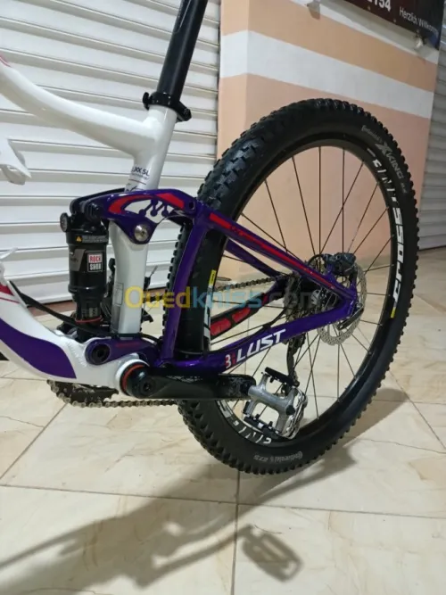 GIANT Liv Lust Taille 27.5/M 