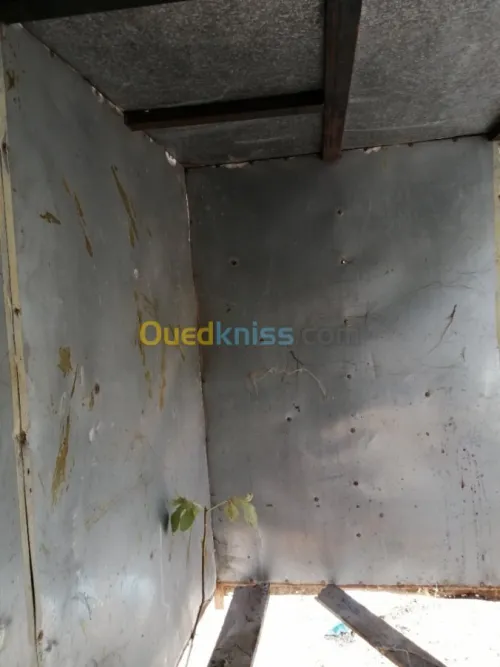 Vend box en tolle (abri) 