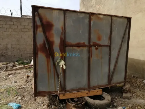 Vend box en tolle (abri) 