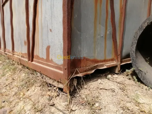 Vend box en tolle (abri) 