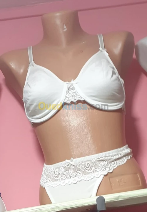 Sous vêtements  enssemble butter fly 