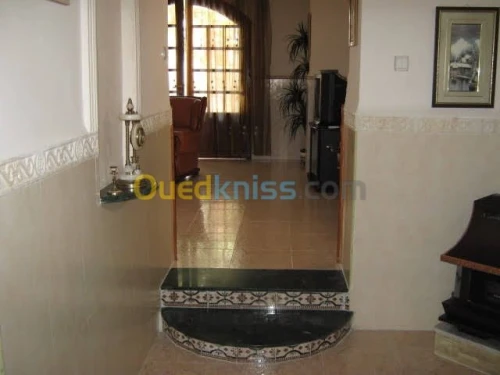 Location vacances Appartement F3 Alger Hydra