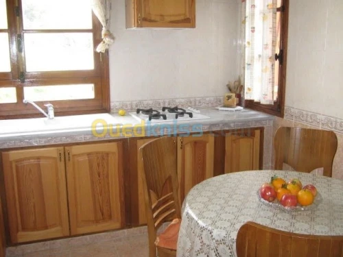 Location vacances Appartement F3 Alger Hydra