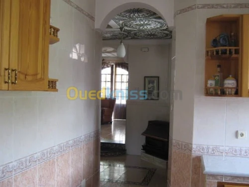 Location vacances Appartement F3 Alger Hydra