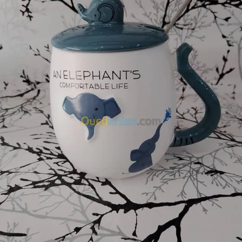 Des mugs en céramique