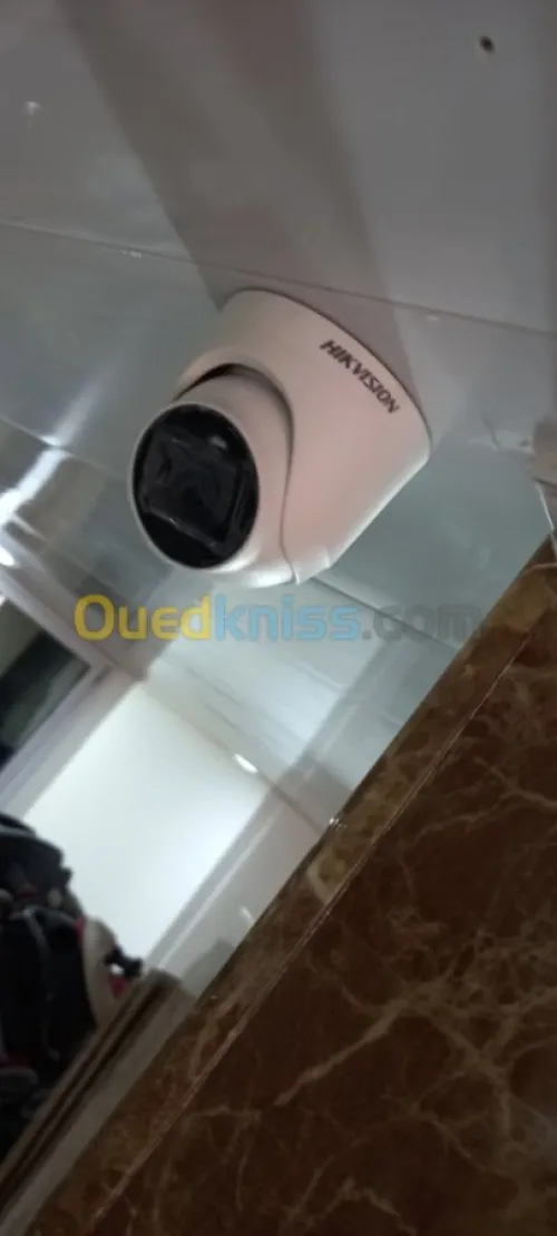 Installation camera de surveillance 