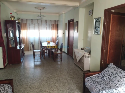 Vente Appartement F4 Annaba Annaba