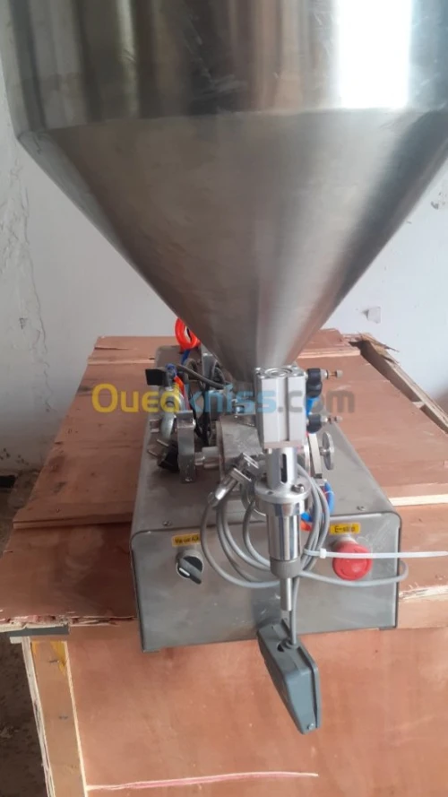 Machine doseuse   +  fardeleuse