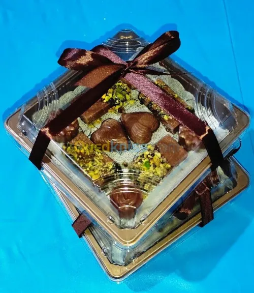 Tranches de Délices/قطع البنّة