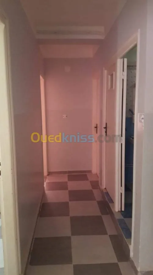 Location Appartement F3 Bejaia Souk el thenine