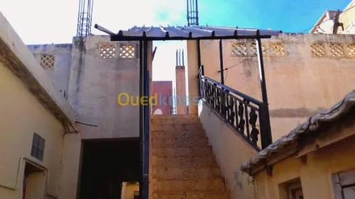 Vente Duplex F7 Chlef Tenes