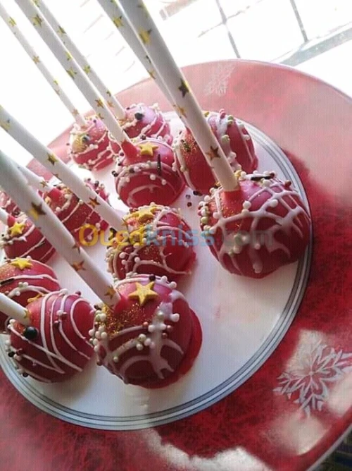 Gâteaux et appéritifs sur commande